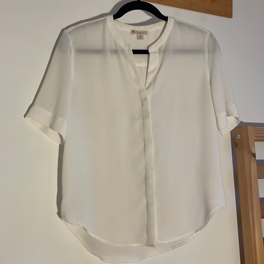Short Sleeve V-Neck Blouse XS